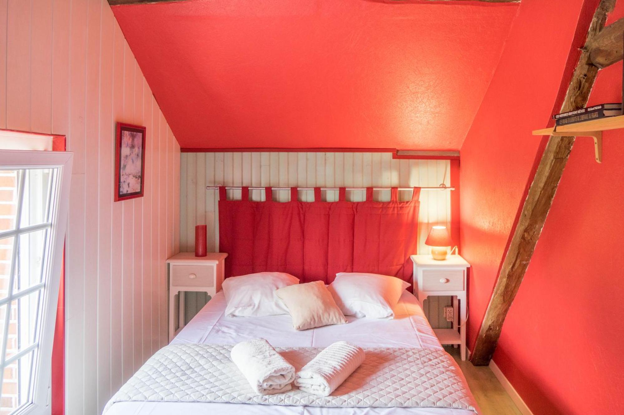 Chantilly ,Petit Dejeuner Et Table D'Hotes Possible Noyers  Ngoại thất bức ảnh